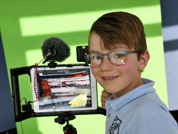 Register your child for digital summer week 2025